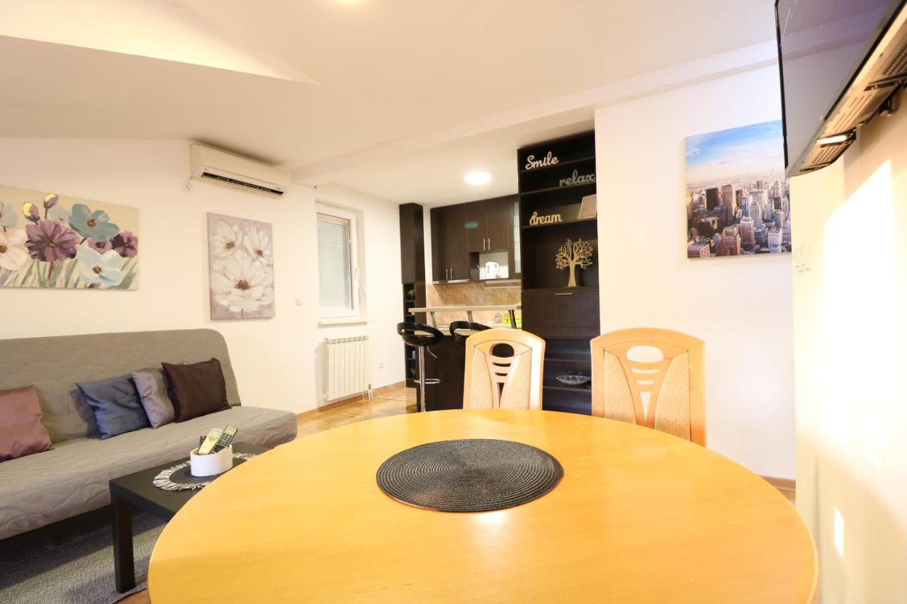 Flat 23 Apartment Belgrade Exterior photo